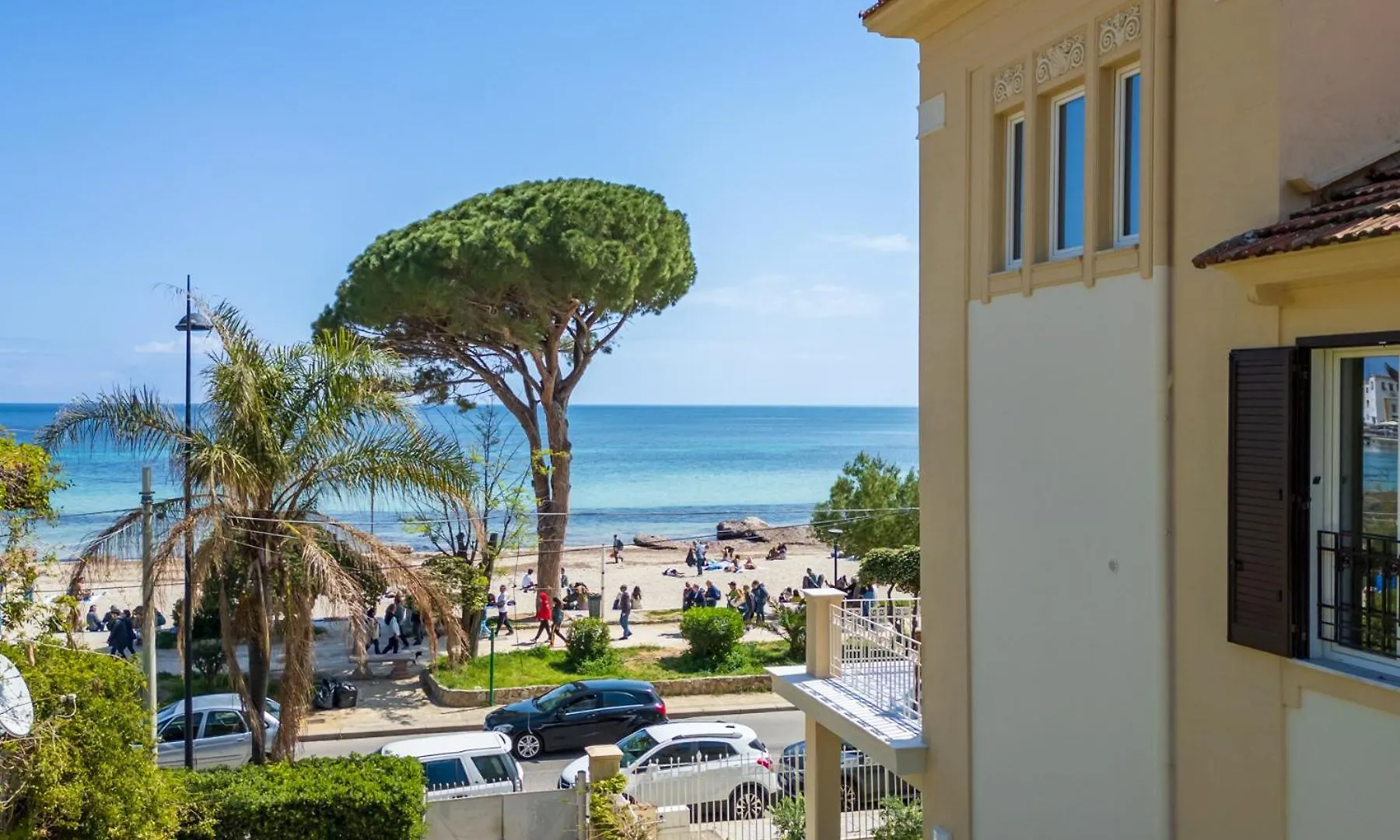 Villa Hercules Pool & Beach Palermo