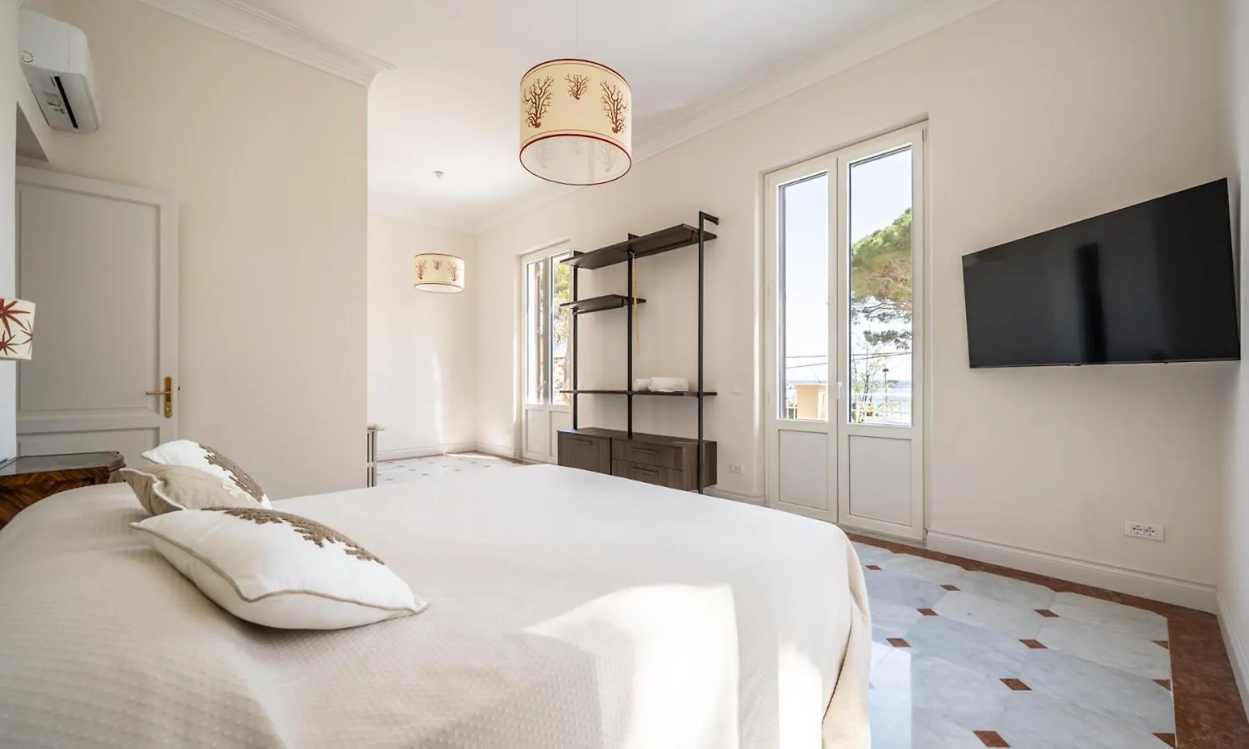 Villa Hercules Pool & Beach Palermo