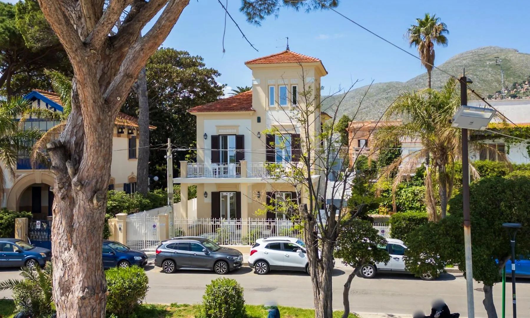 Villa Hercules Pool & Beach Palermo